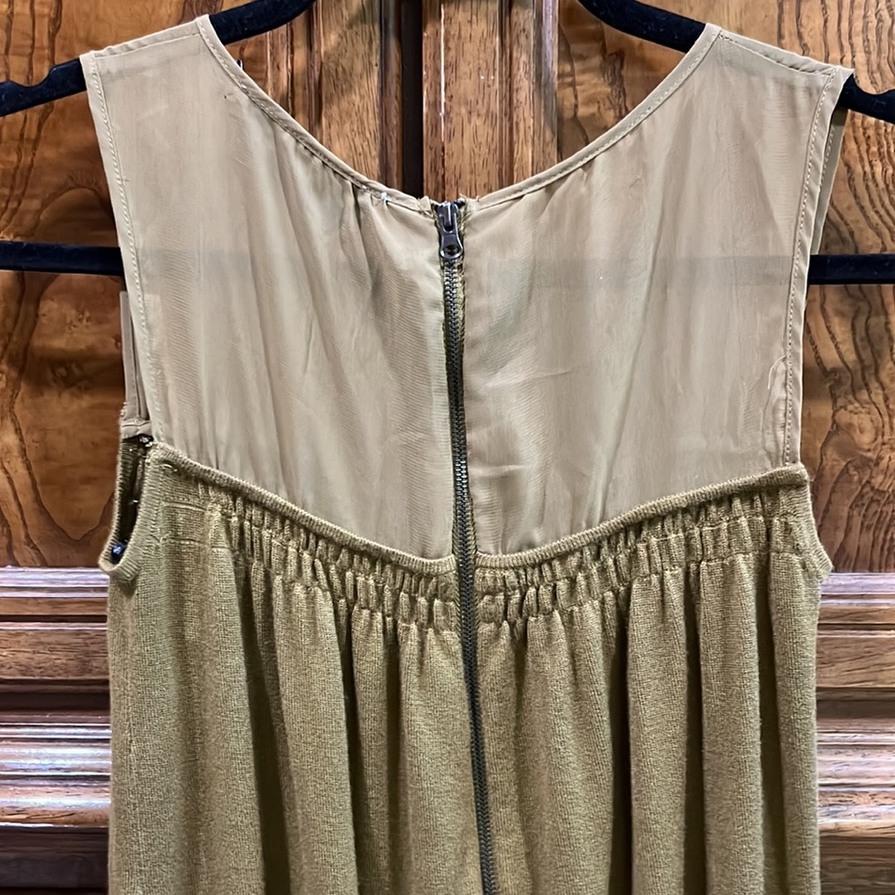 Twelve by twelve Los Angeles unique sleeveless khaki green dress size xs - Picture 4 of 9